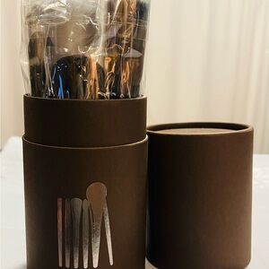 Laura Mercier 10 Piece Makeup Brush Set